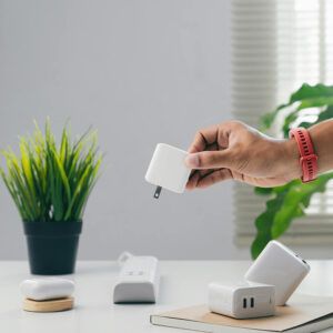 Categoria accessori per reti e impianti: connettori, prese e materiale di consumo Master Lan